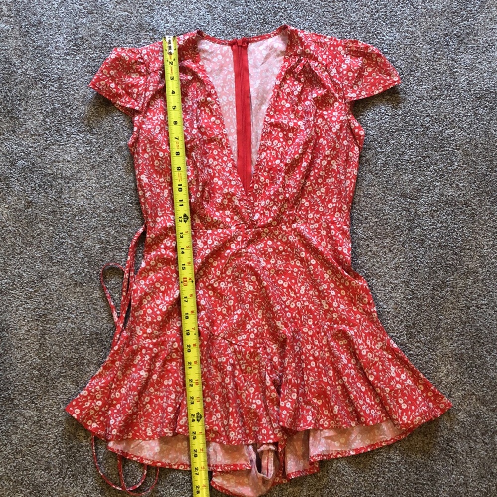 Floral Spring Romper - Picture 4 of 5